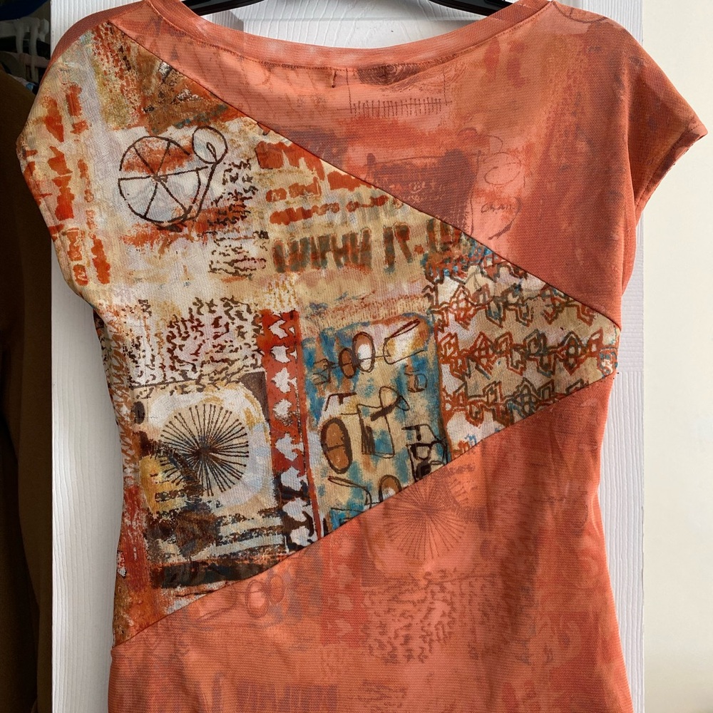 Adorable, funky top
